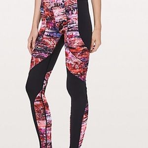 Lululemon Sweat and Repeat Tight 28”, Size 8